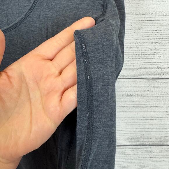 Lululemon Active Women's Dark Gray Long Sleeve Lightweight Tee - Picture 4 of 9